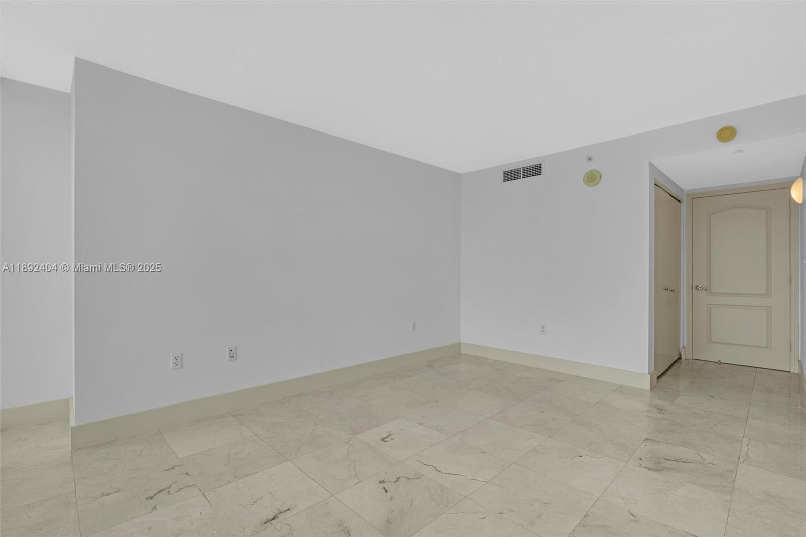 2101 Brickell Ave #1706, Miami FL 33129
