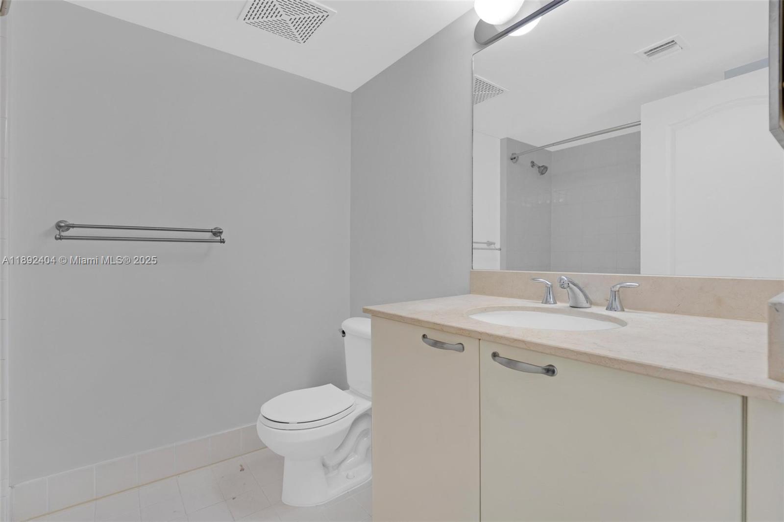 2101 Brickell Ave #1706, Miami FL 33129