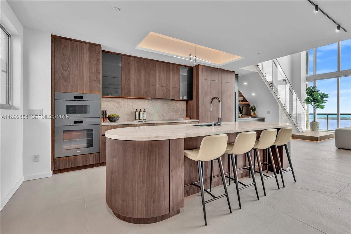 888 Biscayne Blvd #PH 5704, Miami FL 33132