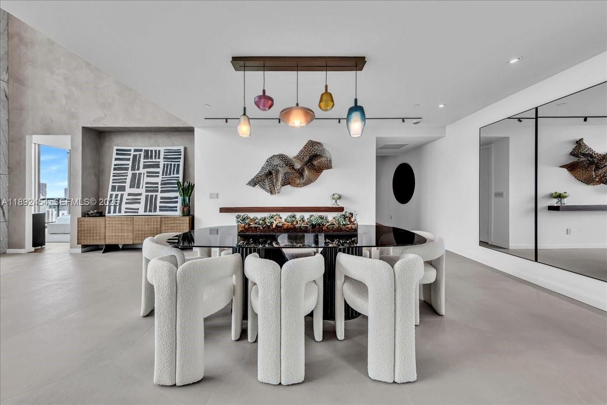 888 Biscayne Blvd #PH 5704, Miami FL 33132