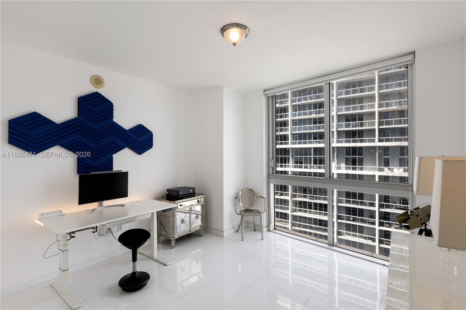475 Brickell Ave #4015, Miami FL 33131