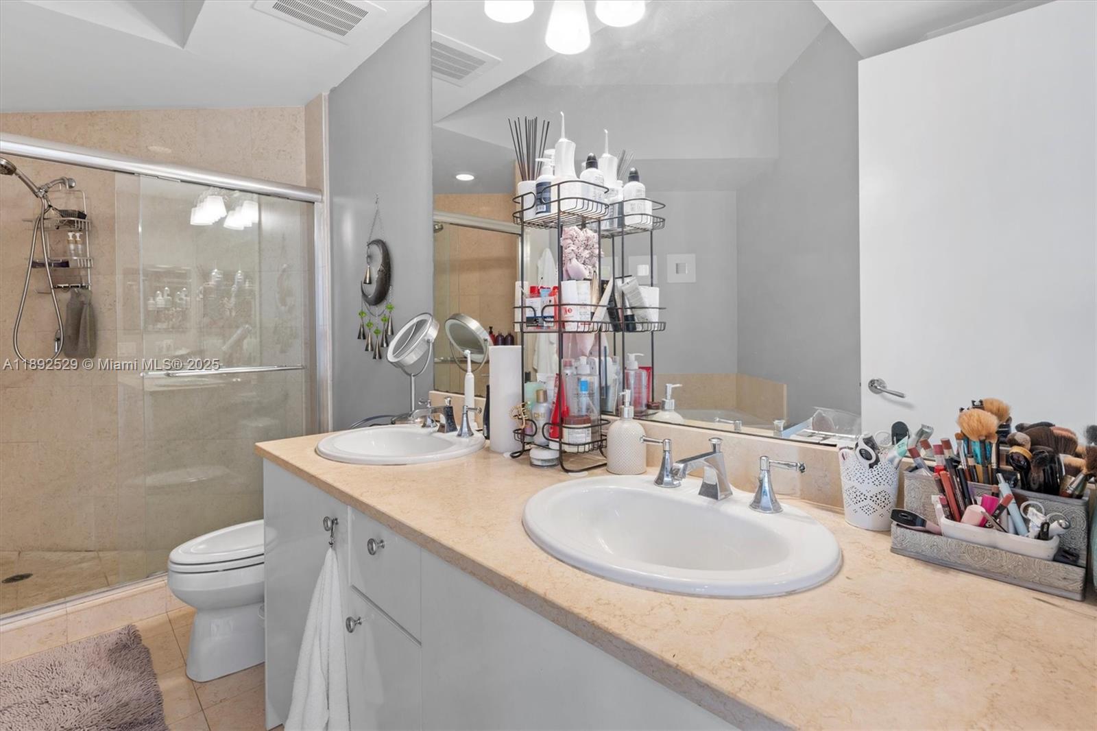 20000 E Country Club Dr #PH01, Aventura FL 33180