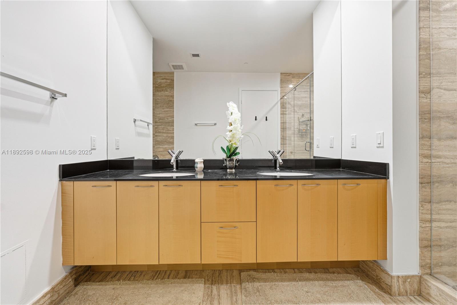 16001 Collins Ave #3705, Sunny Isles Beach FL 33160