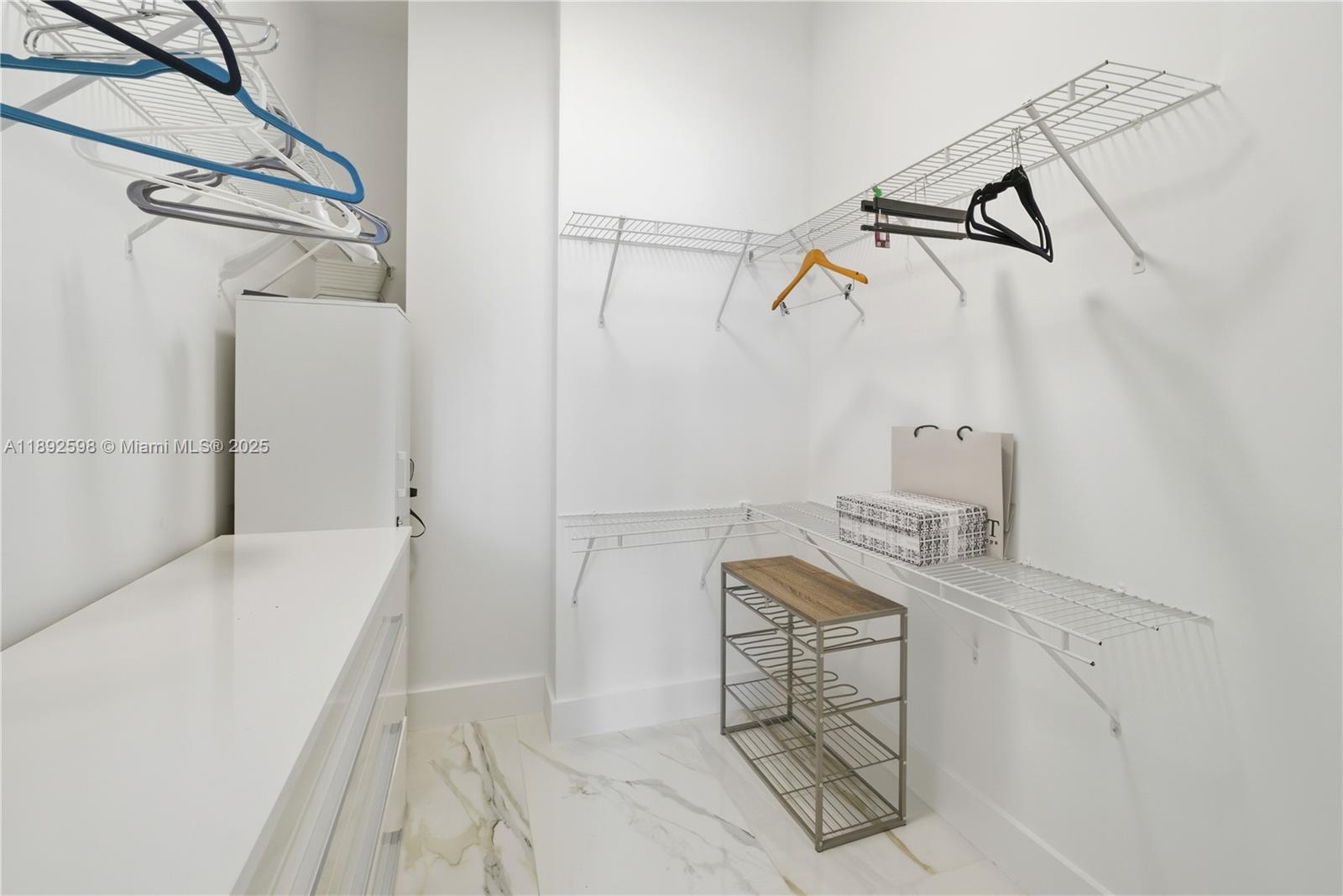 16001 Collins Ave #3705, Sunny Isles Beach FL 33160