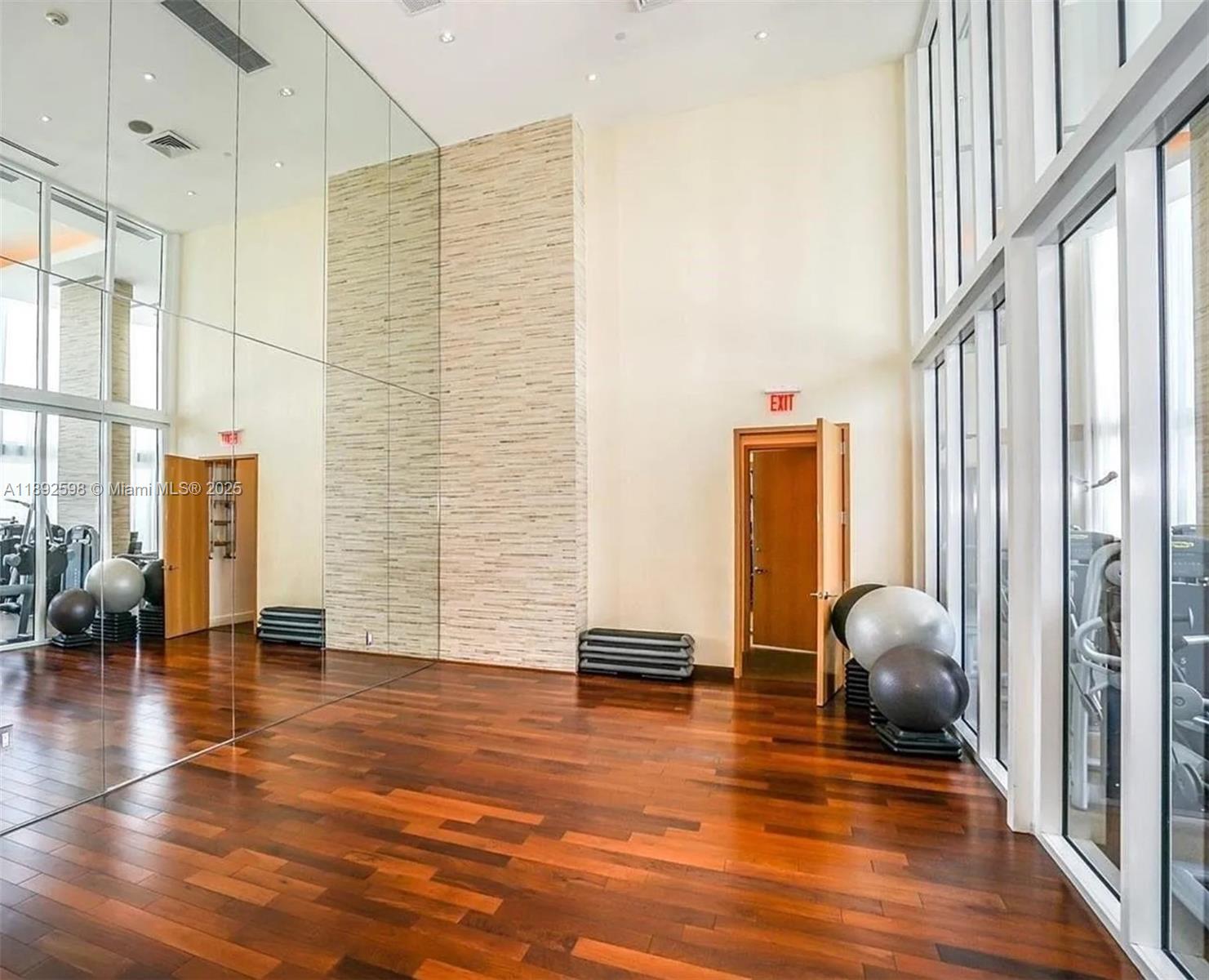 16001 Collins Ave #3705, Sunny Isles Beach FL 33160