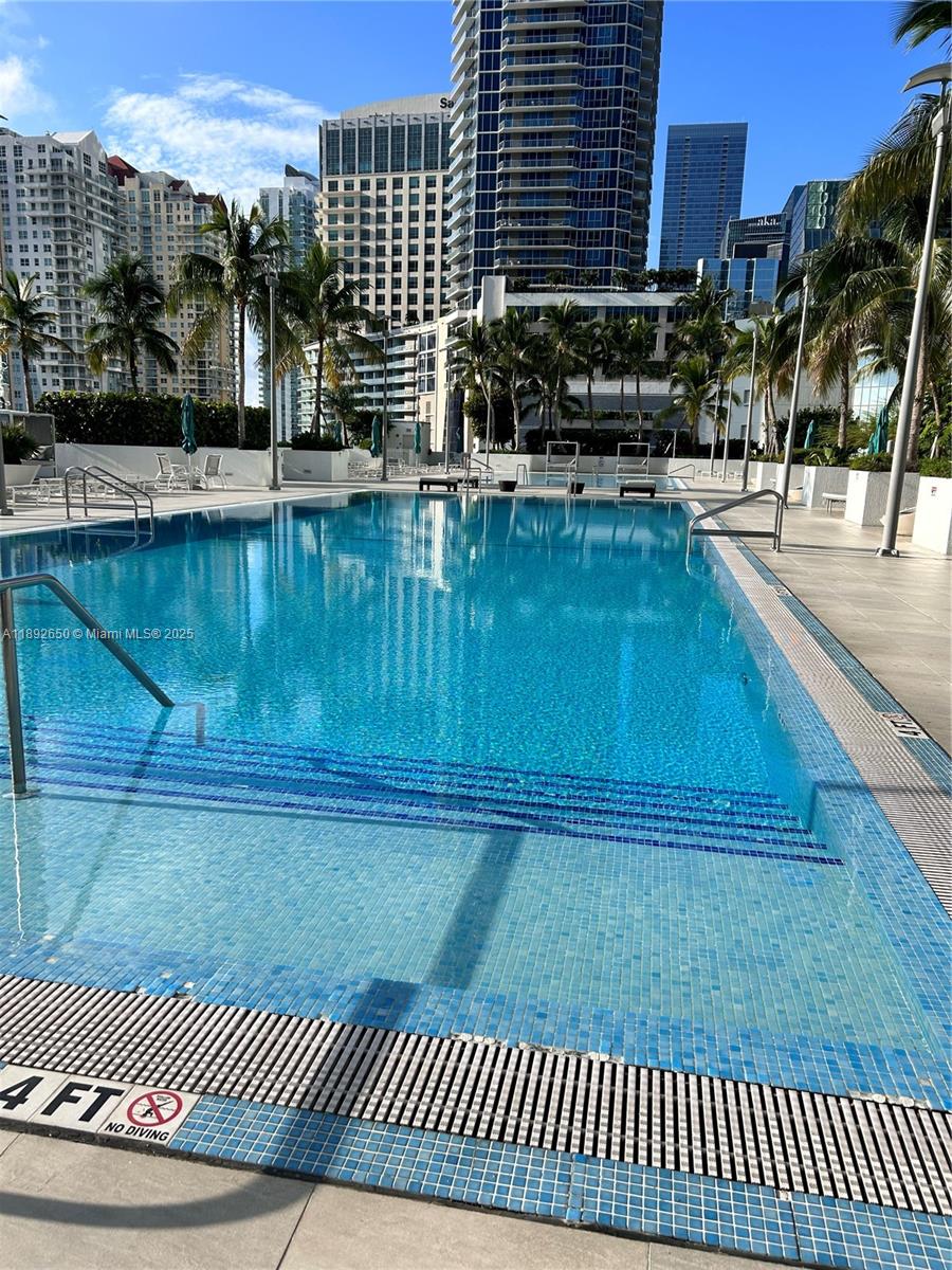951 Brickell Ave #2509, Miami FL 33131