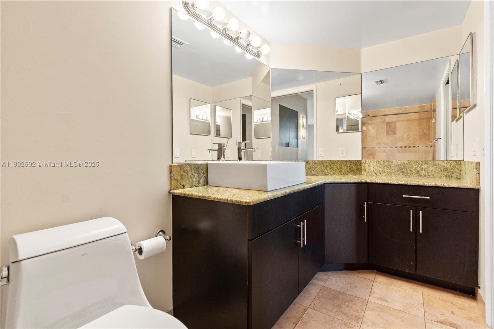 19655 E Country Club Dr #6-501, Aventura FL 33180