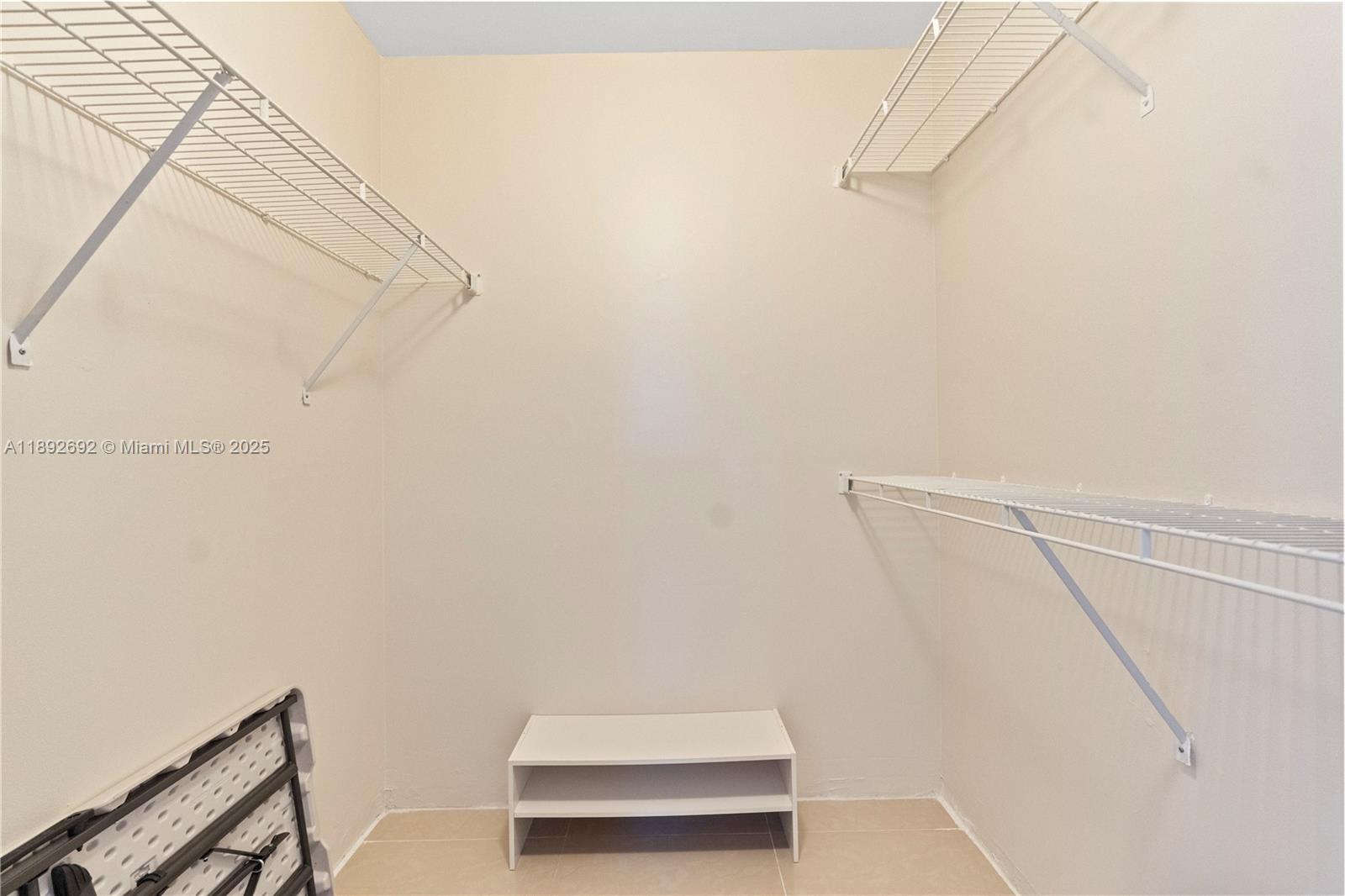 19655 E Country Club Dr #6-501, Aventura FL 33180