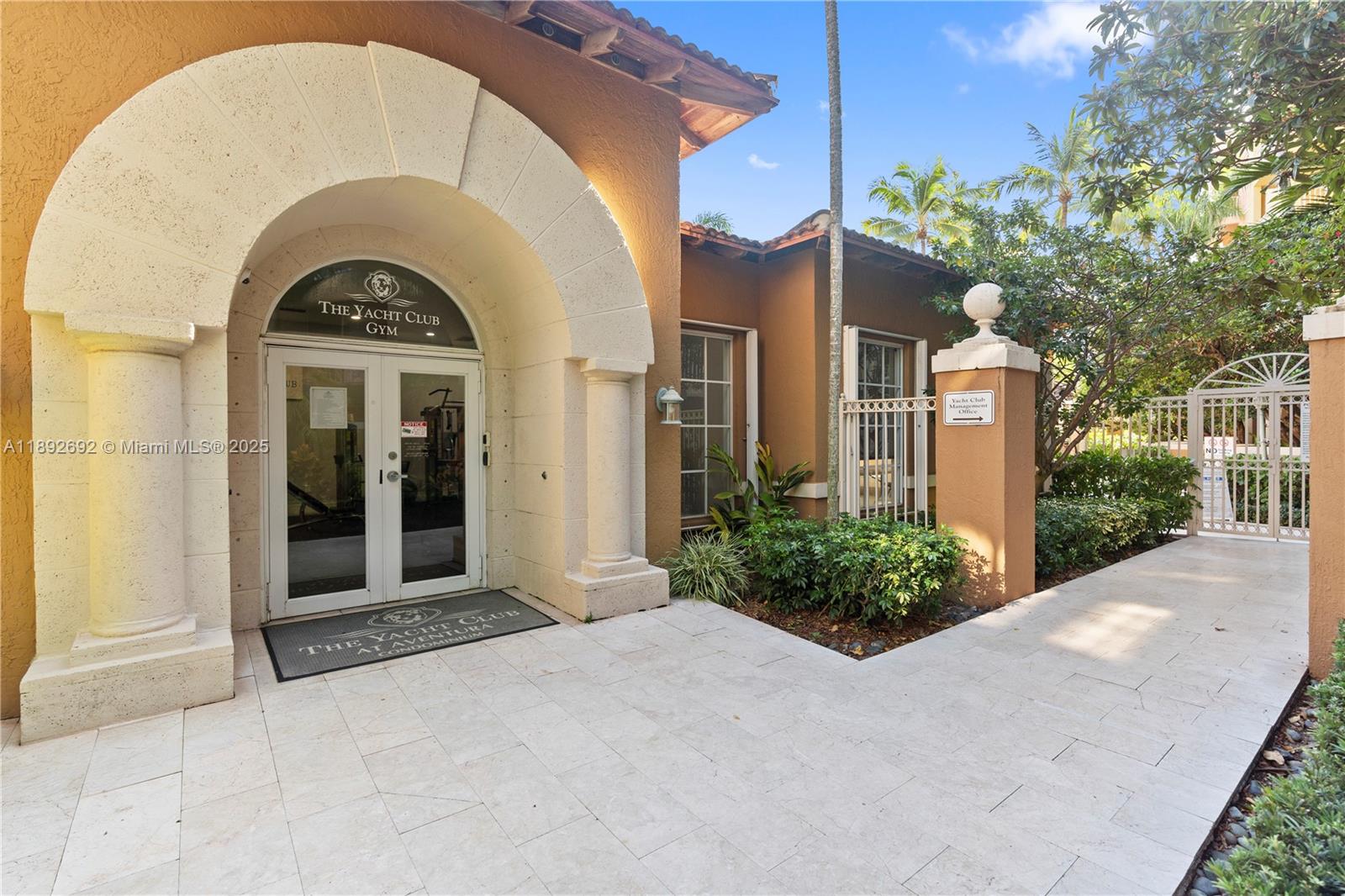 19655 E Country Club Dr #6-501, Aventura FL 33180