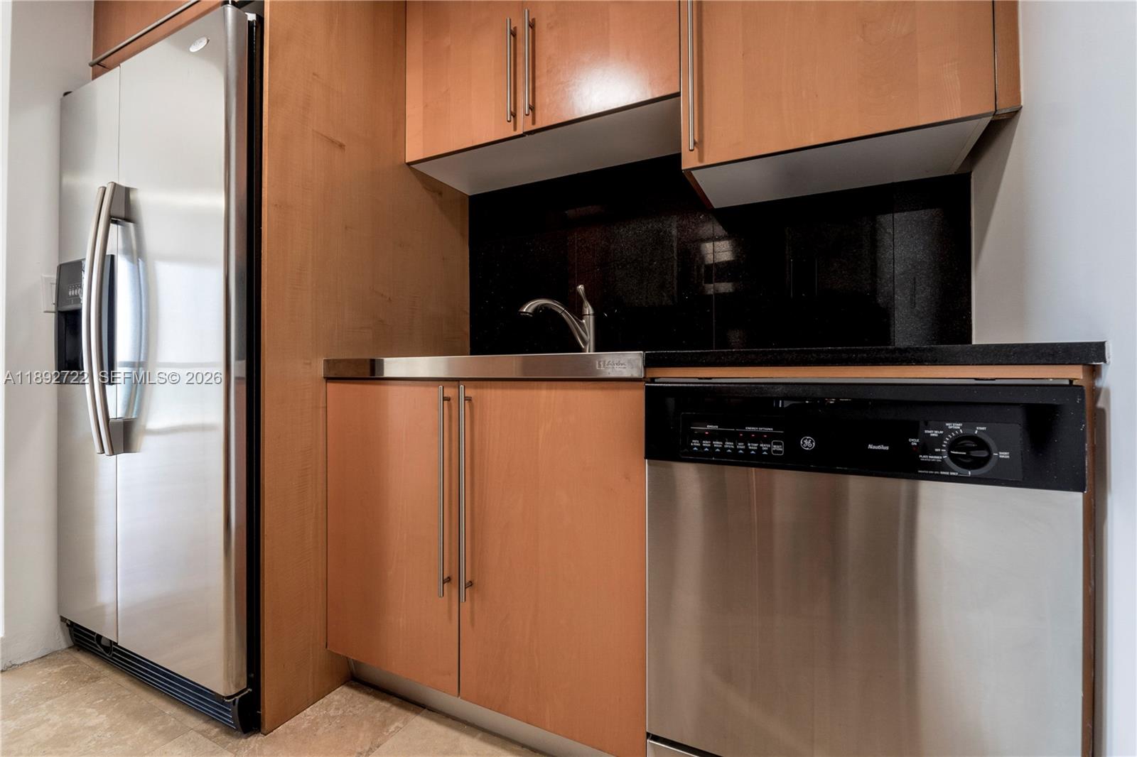 6365 Collins Ave #804, Miami Beach FL 33141