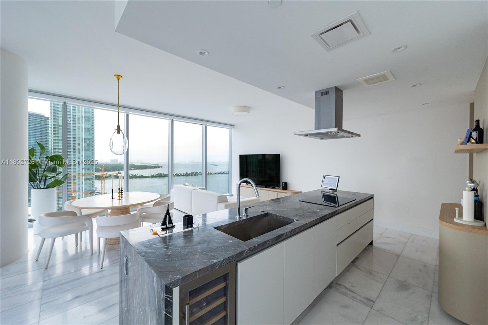 700 NE 26th Ter #2506, Miami FL 33137
