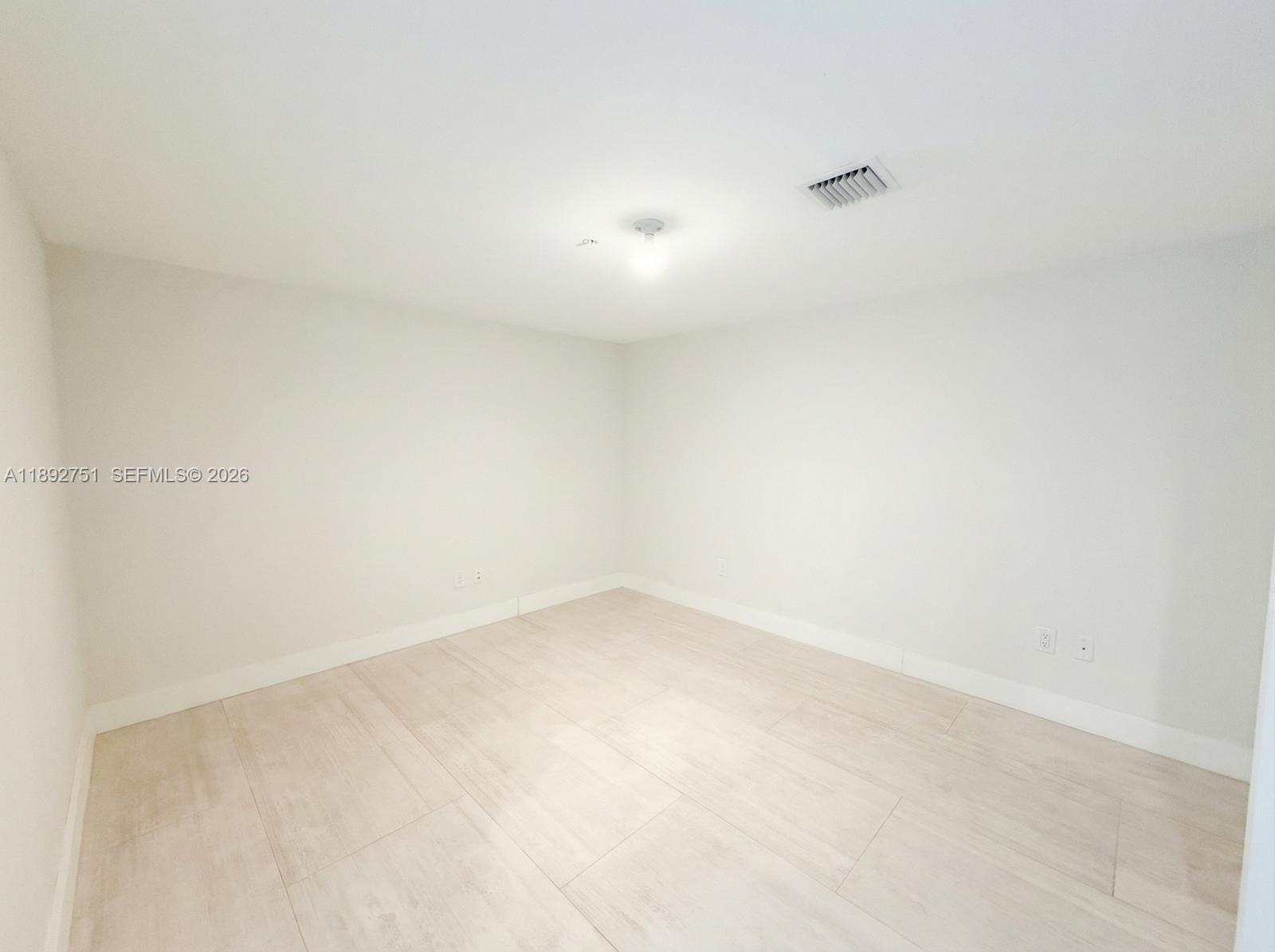 400 Sunny Isles Blvd #1621, Sunny Isles Beach FL 33160