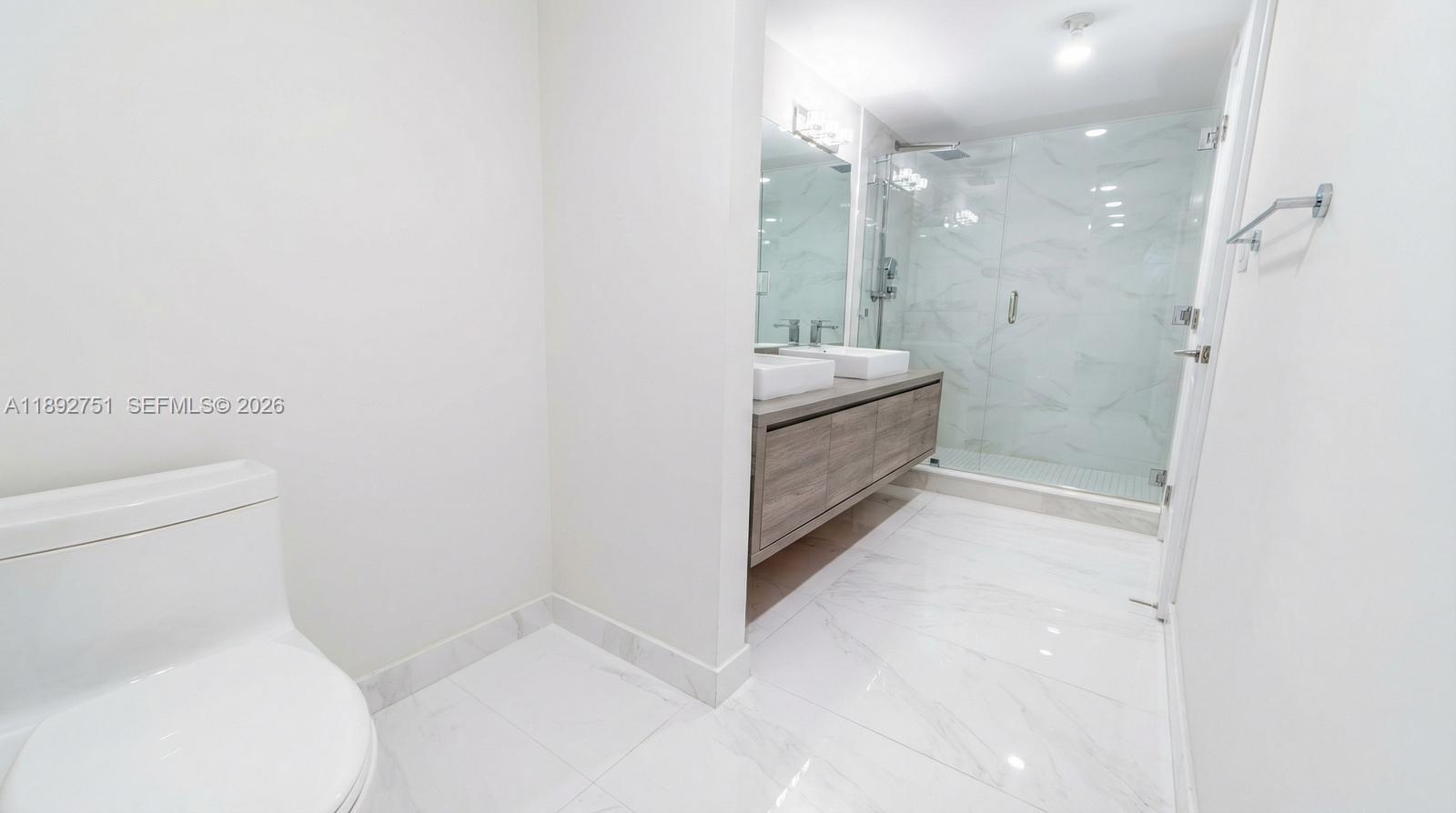 400 Sunny Isles Blvd #1621, Sunny Isles Beach FL 33160