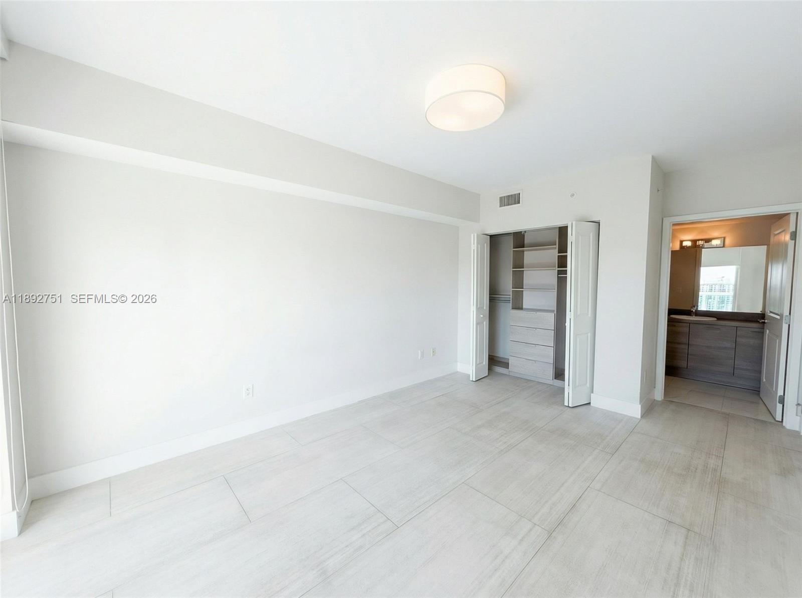 400 Sunny Isles Blvd #1621, Sunny Isles Beach FL 33160