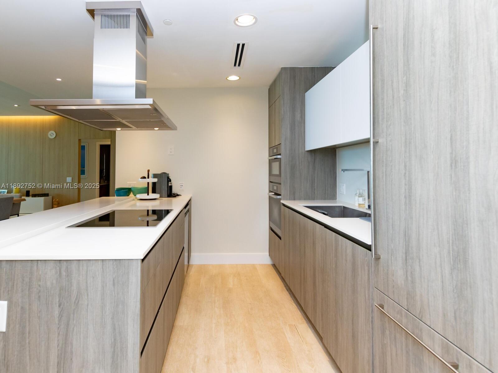 360 Ocean Dr #304S, Key Biscayne FL 33149