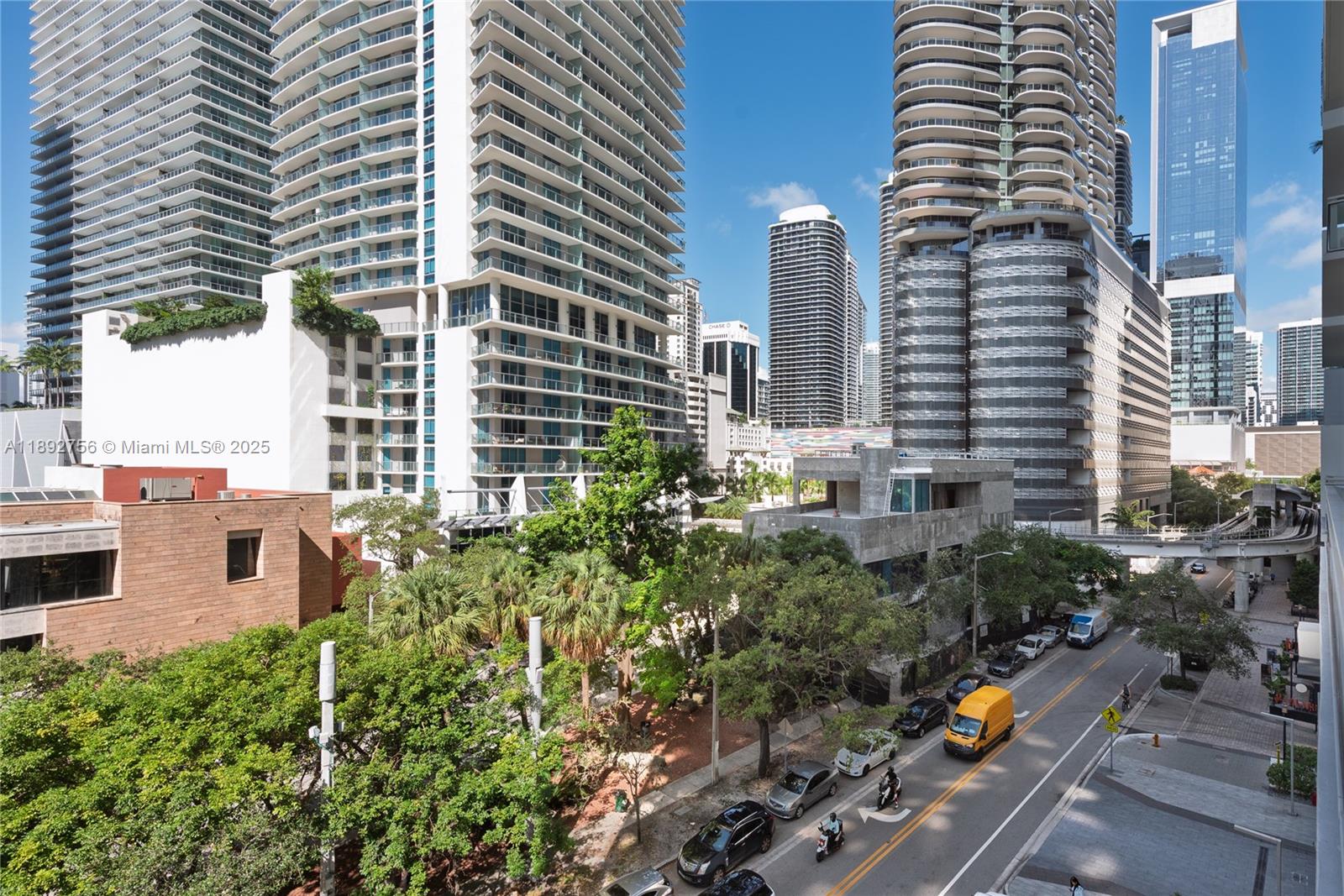 1080 Brickell Ave #509, Miami FL 33131