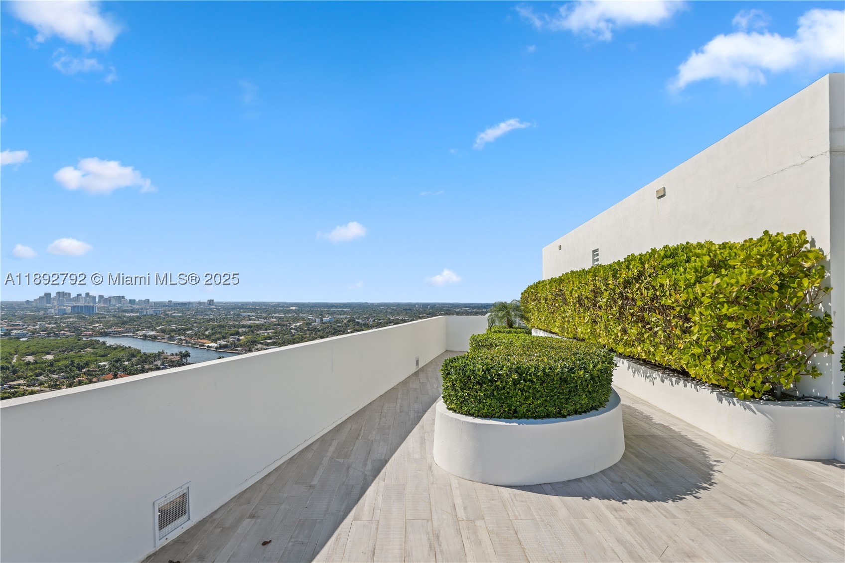 2200 N Ocean Blvd #S2301, Fort Lauderdale FL 33305