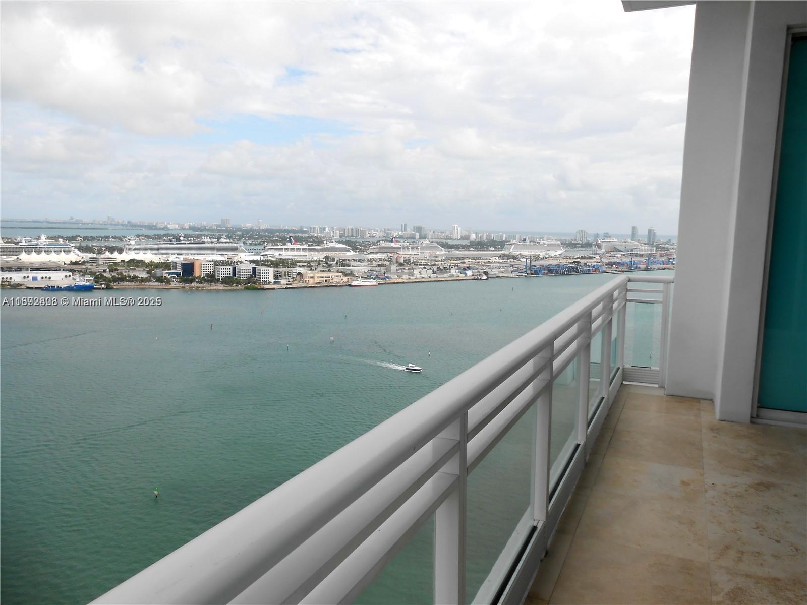 900 Brickell Key Blvd #2602, Miami FL 33131