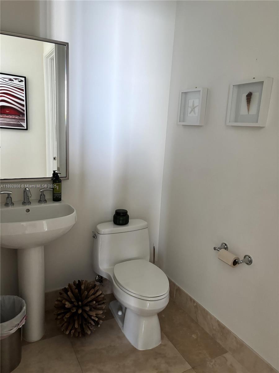 900 Brickell Key Blvd #2602, Miami FL 33131