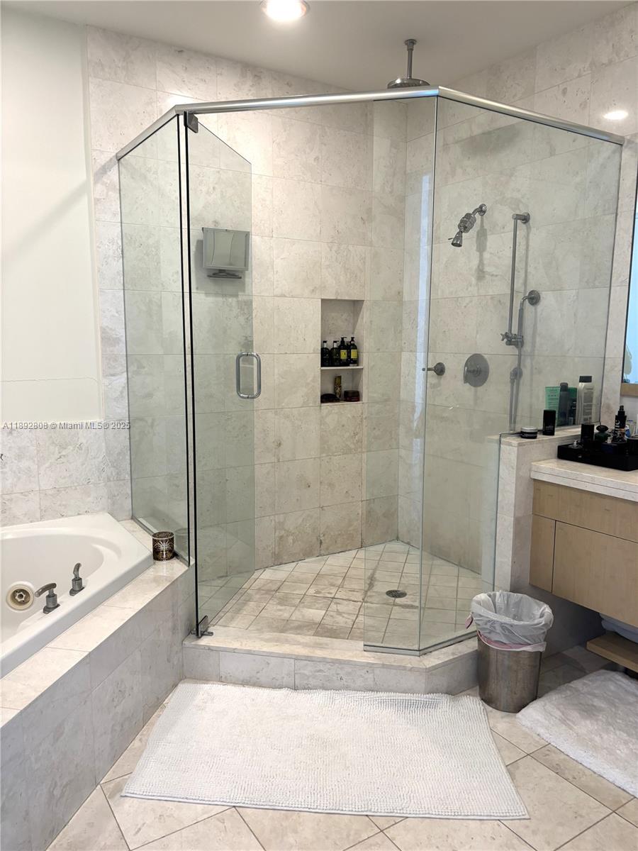 900 Brickell Key Blvd #2602, Miami FL 33131