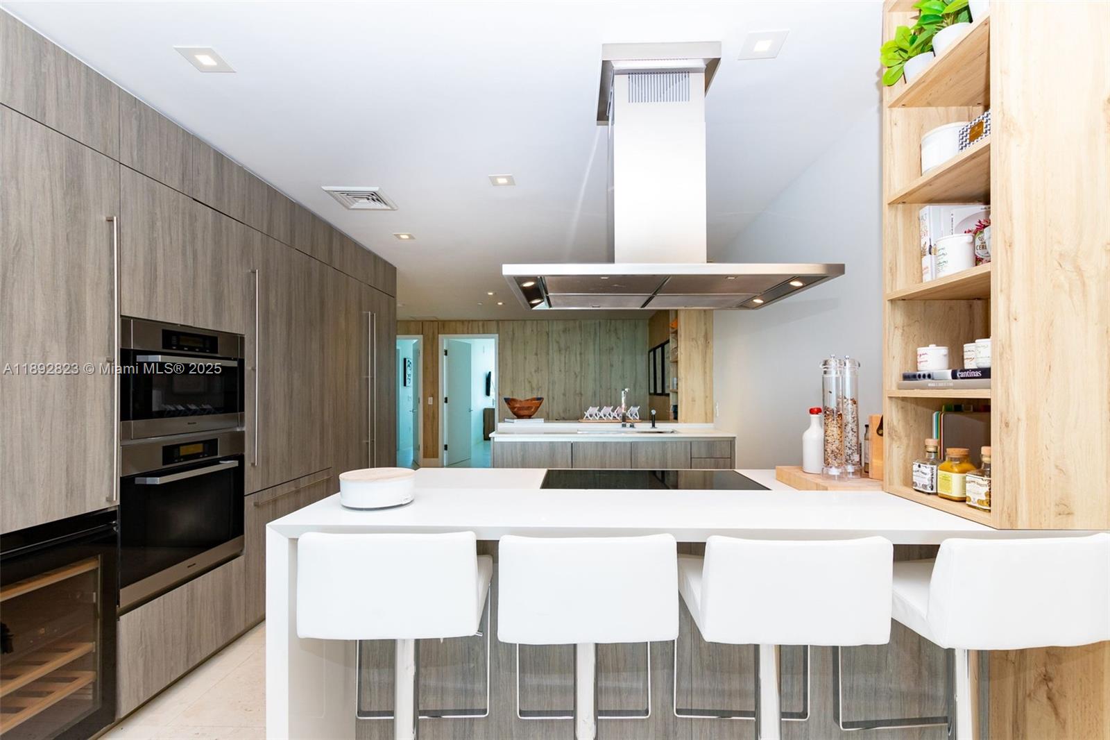 360 Ocean Dr #606S, Key Biscayne FL 33149