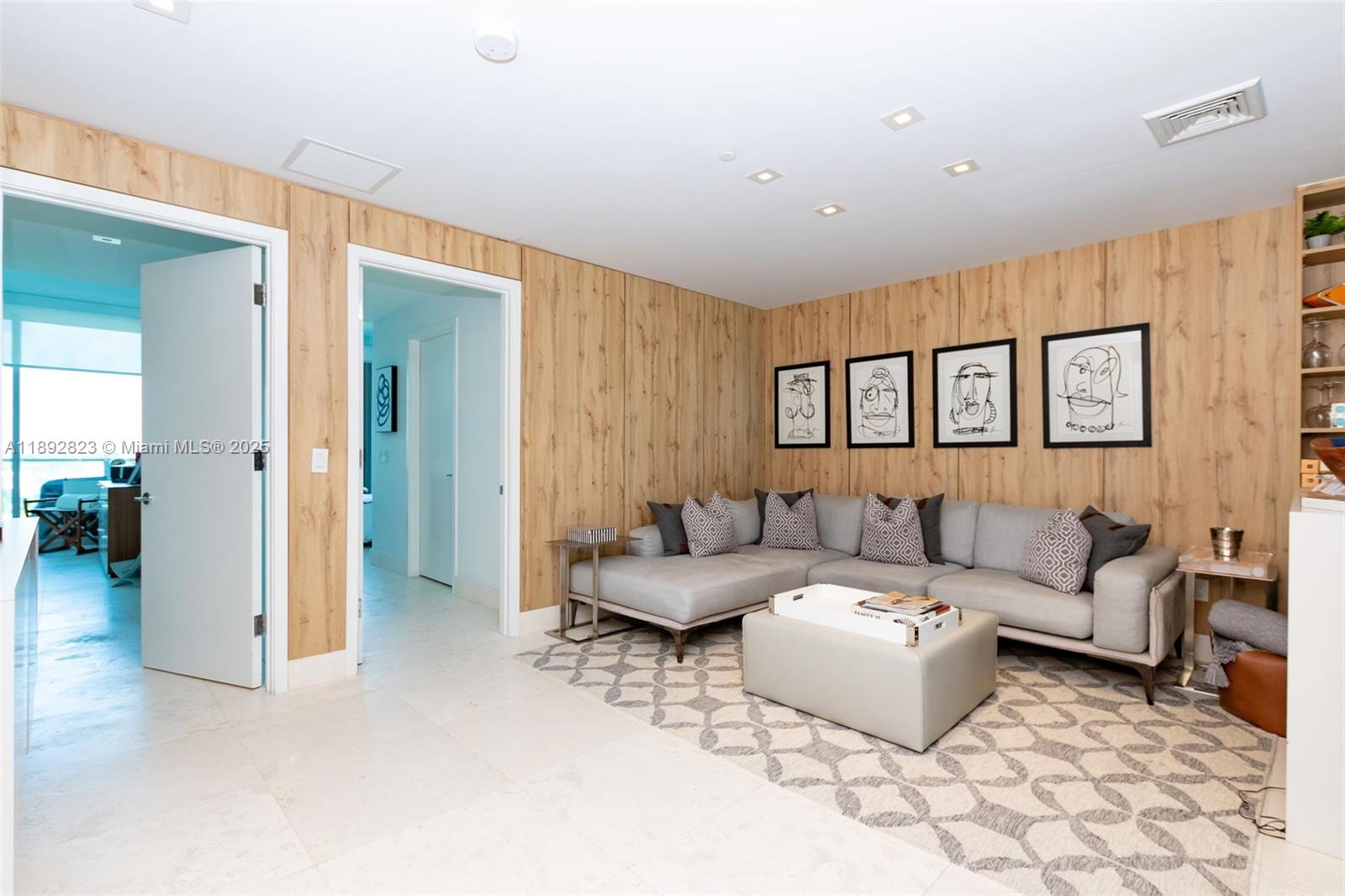 360 Ocean Dr #606S, Key Biscayne FL 33149