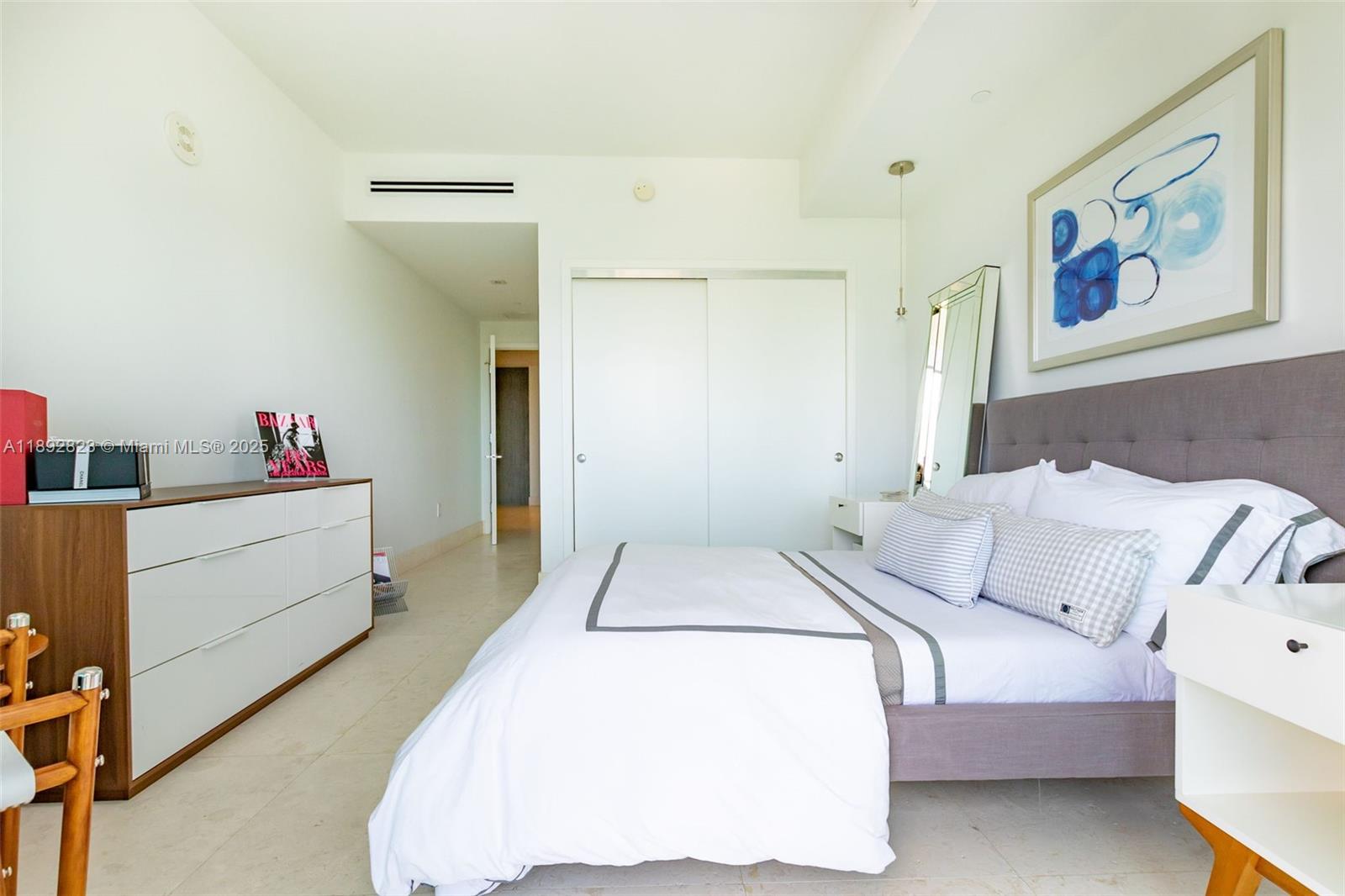 360 Ocean Dr #606S, Key Biscayne FL 33149
