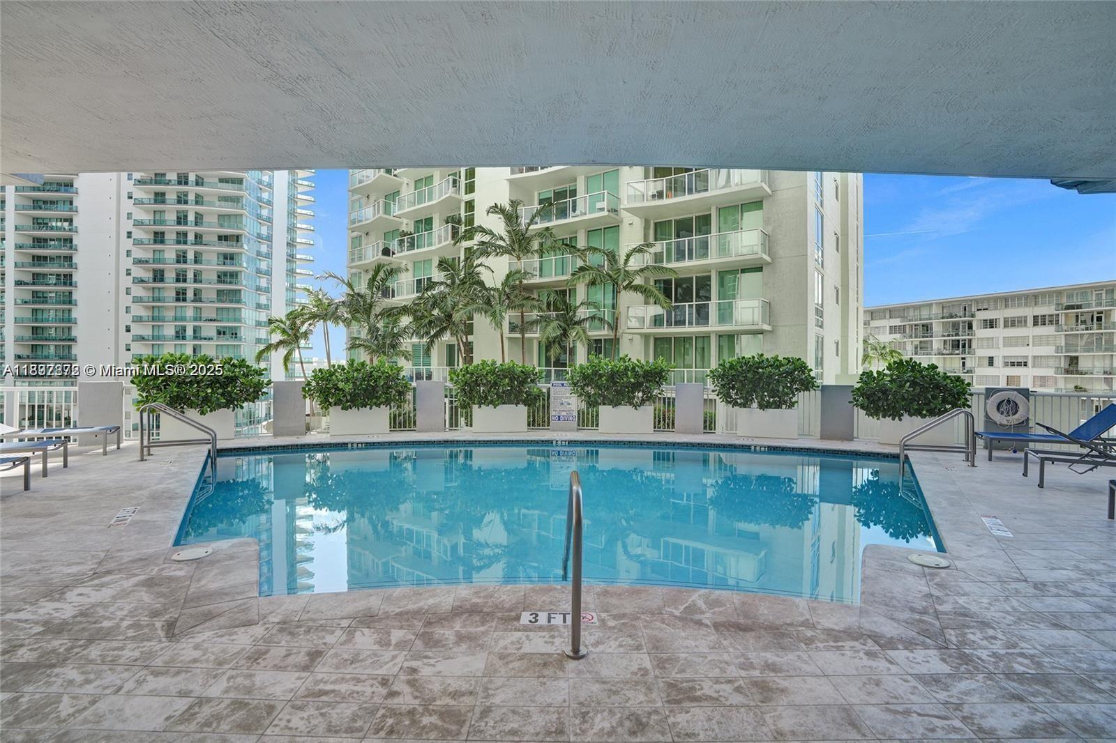 170 SE 14th St #2107, Miami FL 33131