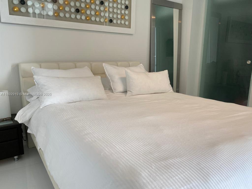 18201 Collins Ave #3306, Sunny Isles Beach FL 33160