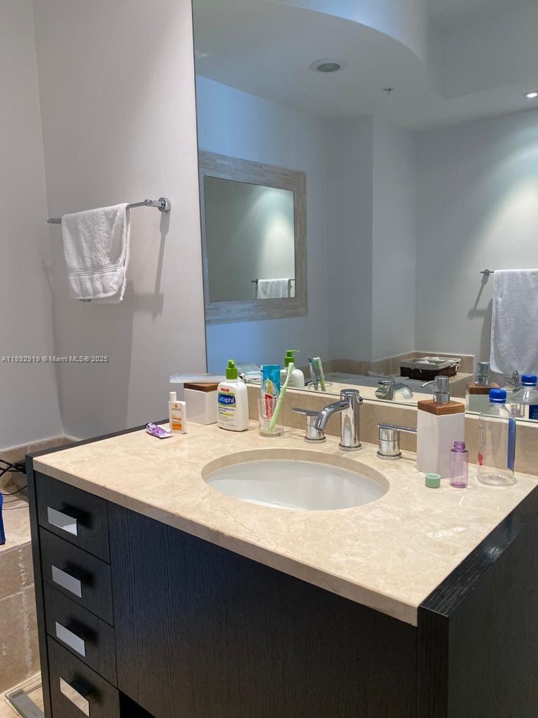 18201 Collins Ave #3306, Sunny Isles Beach FL 33160
