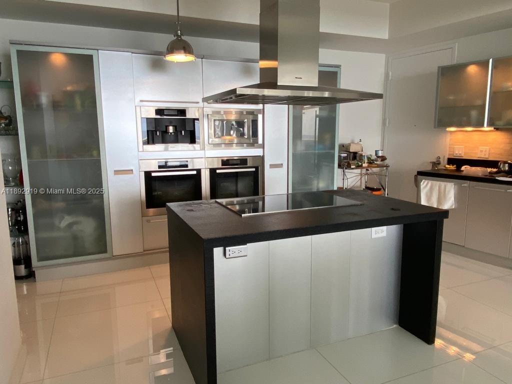 18201 Collins Ave #3306, Sunny Isles Beach FL 33160