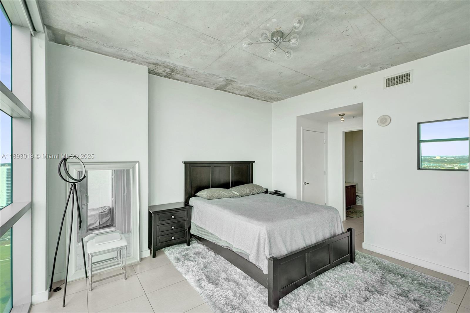 3301 NE 1st Ave #H2205, Miami FL 33137