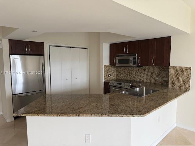 20000 E Country Club Dr #614, Aventura FL 33180