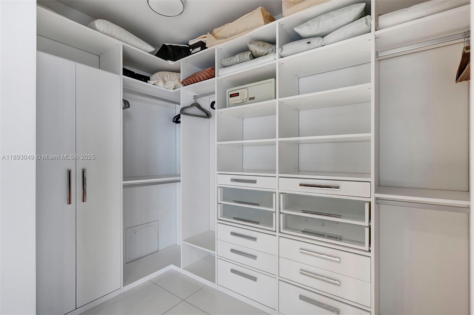 17121 Collins Ave #3501, Sunny Isles Beach FL 33160