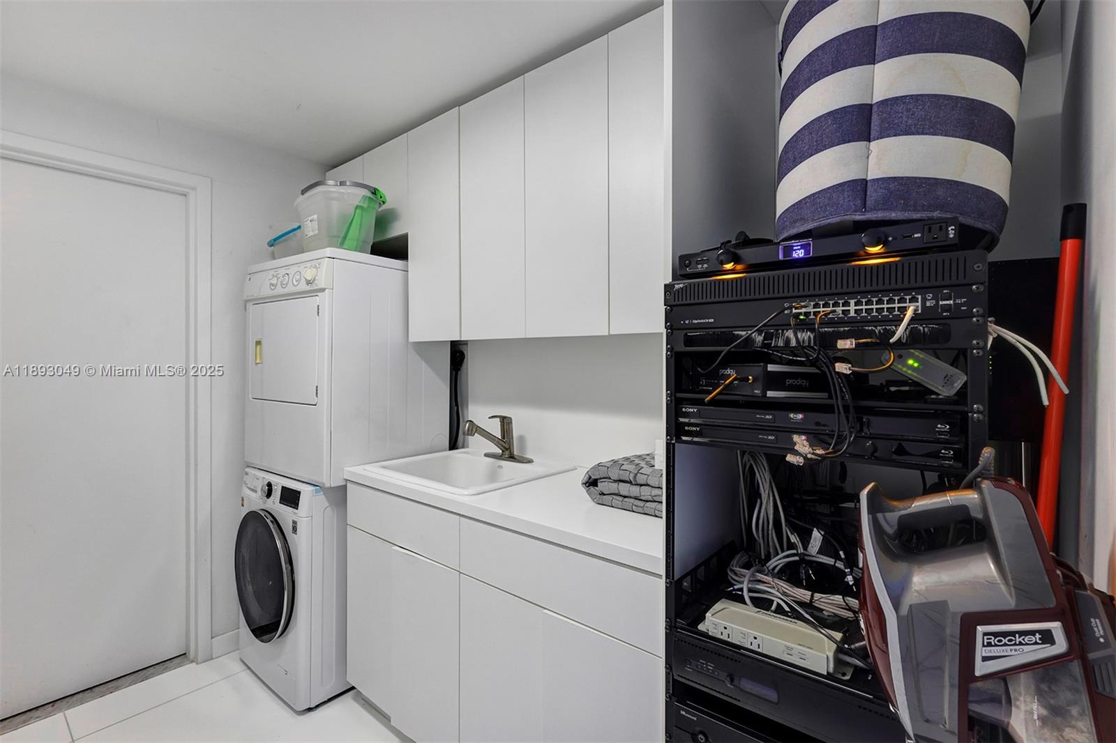 17121 Collins Ave #3501, Sunny Isles Beach FL 33160