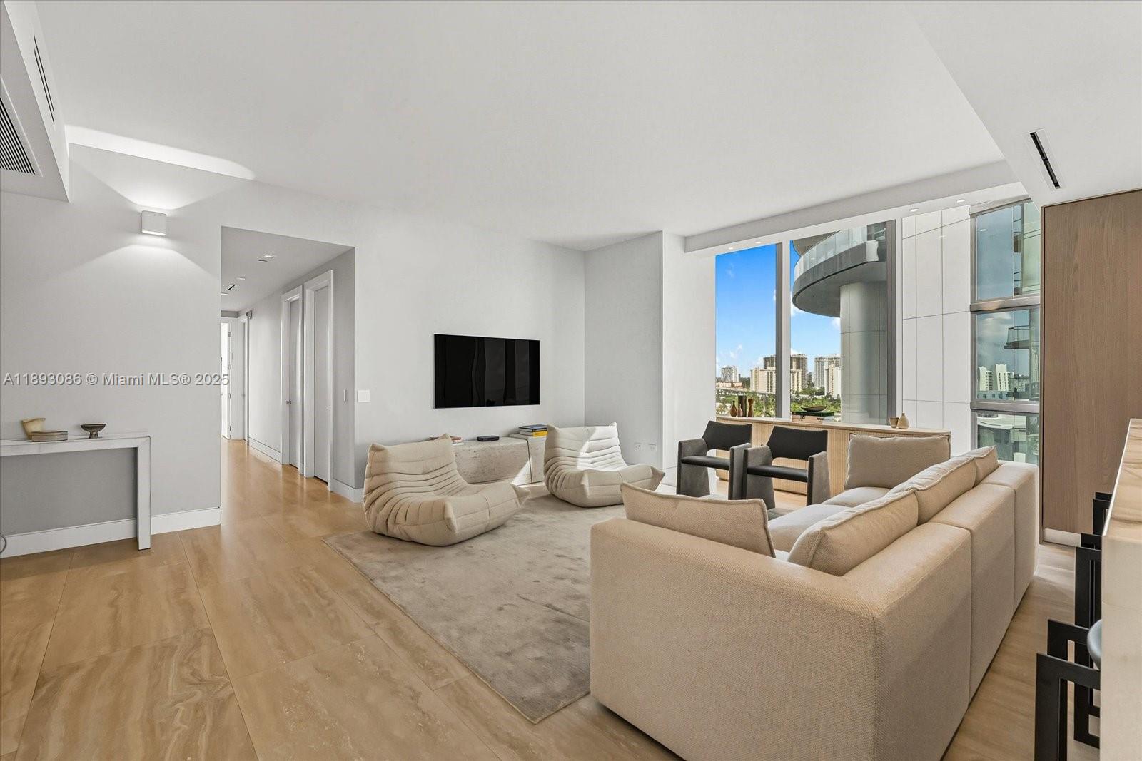 18501 Collins Ave #1001, Sunny Isles Beach FL 33160