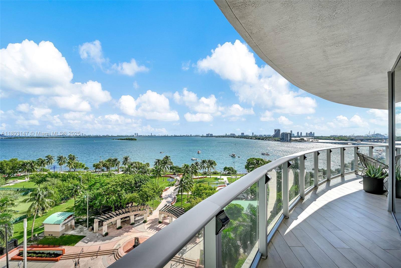 488 NE 18th St #815, Miami FL 33132