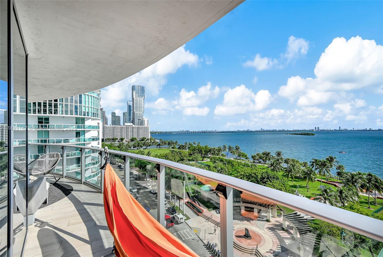 488 NE 18th St #815, Miami FL 33132