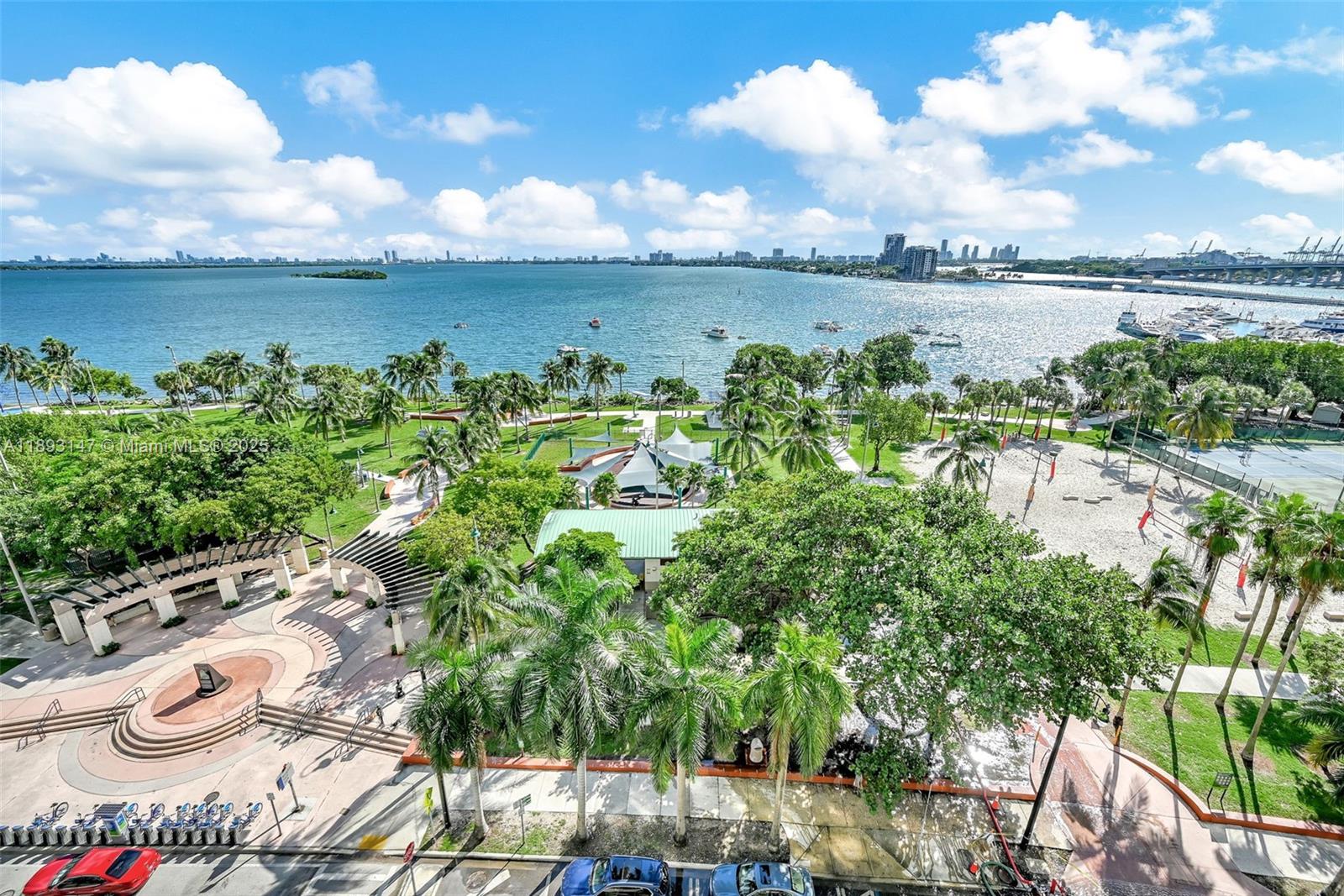 488 NE 18th St #815, Miami FL 33132