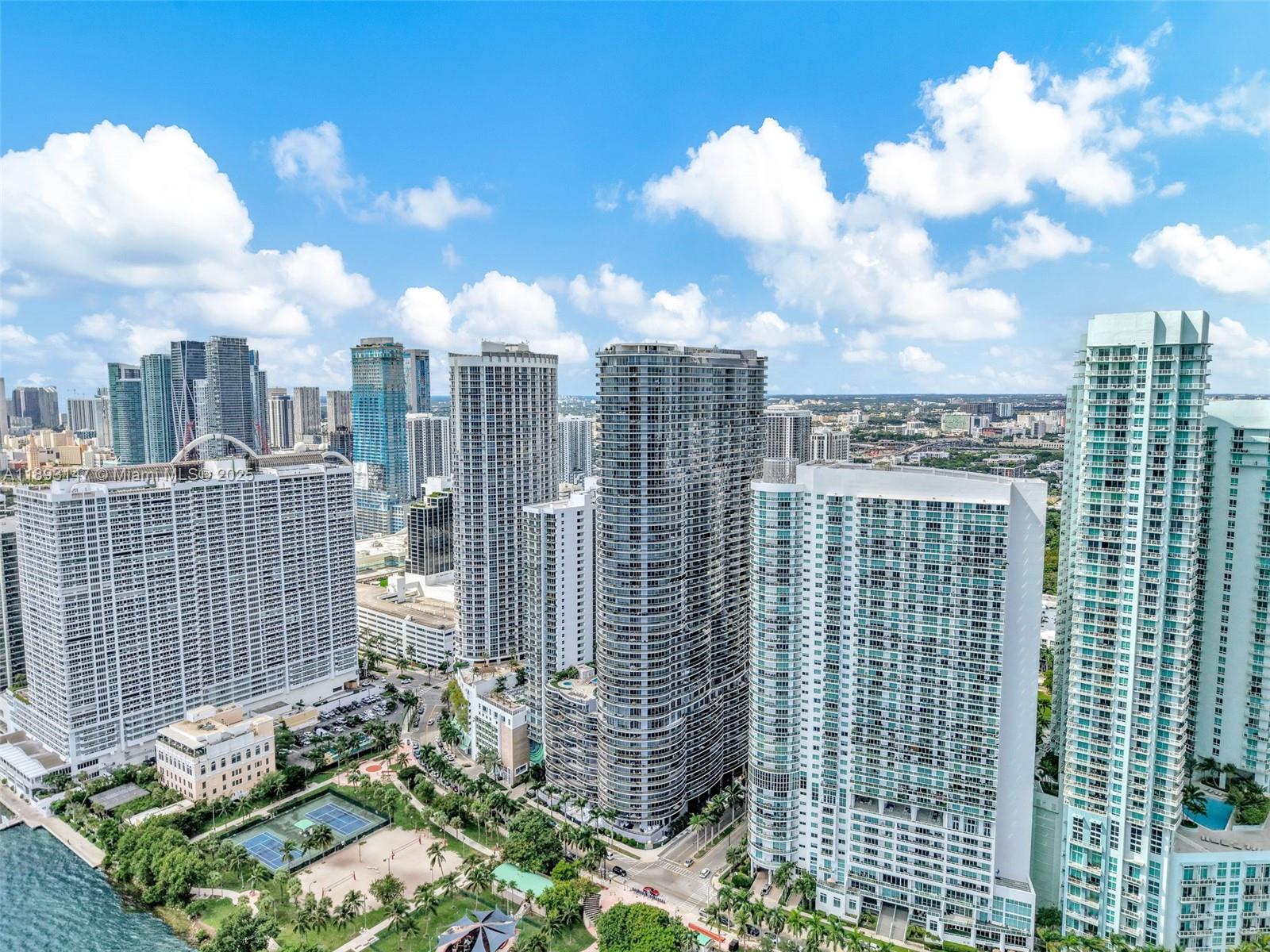 488 NE 18th St #815, Miami FL 33132