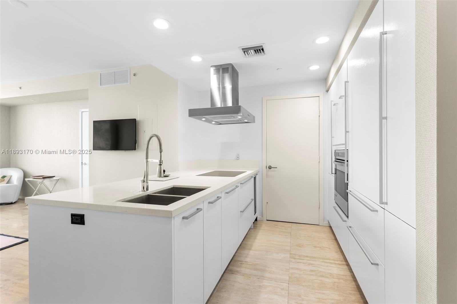 1445 16th St #1104, Miami Beach FL 33139