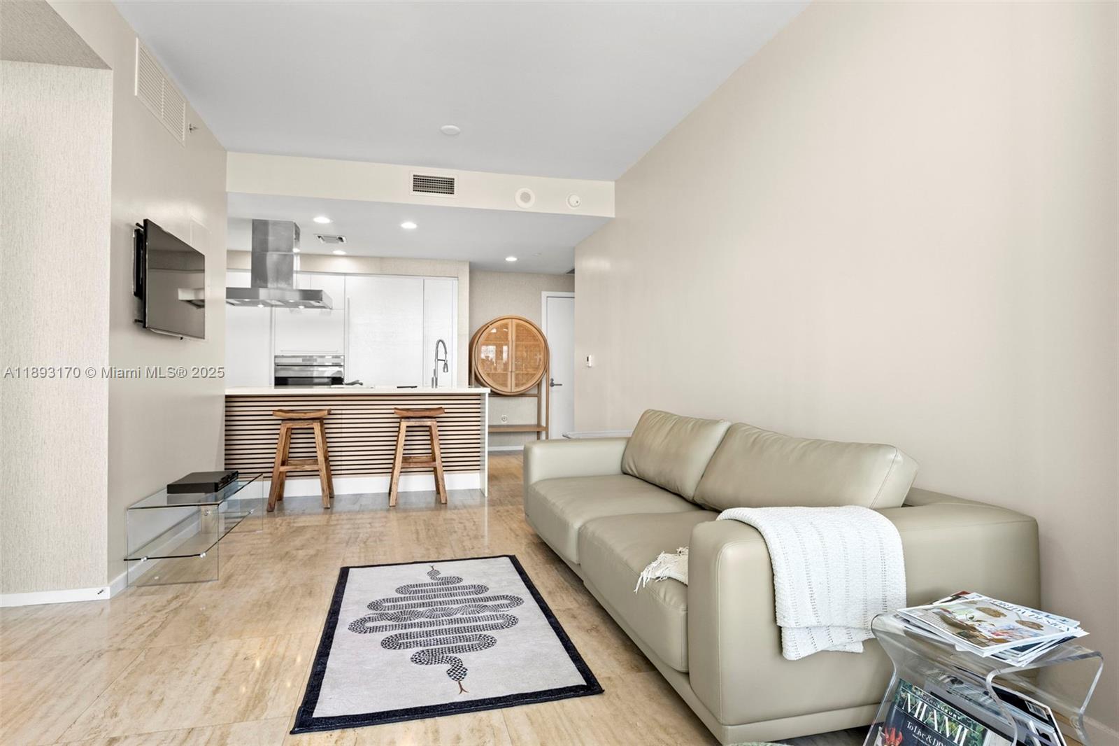 1445 16th St #1104, Miami Beach FL 33139