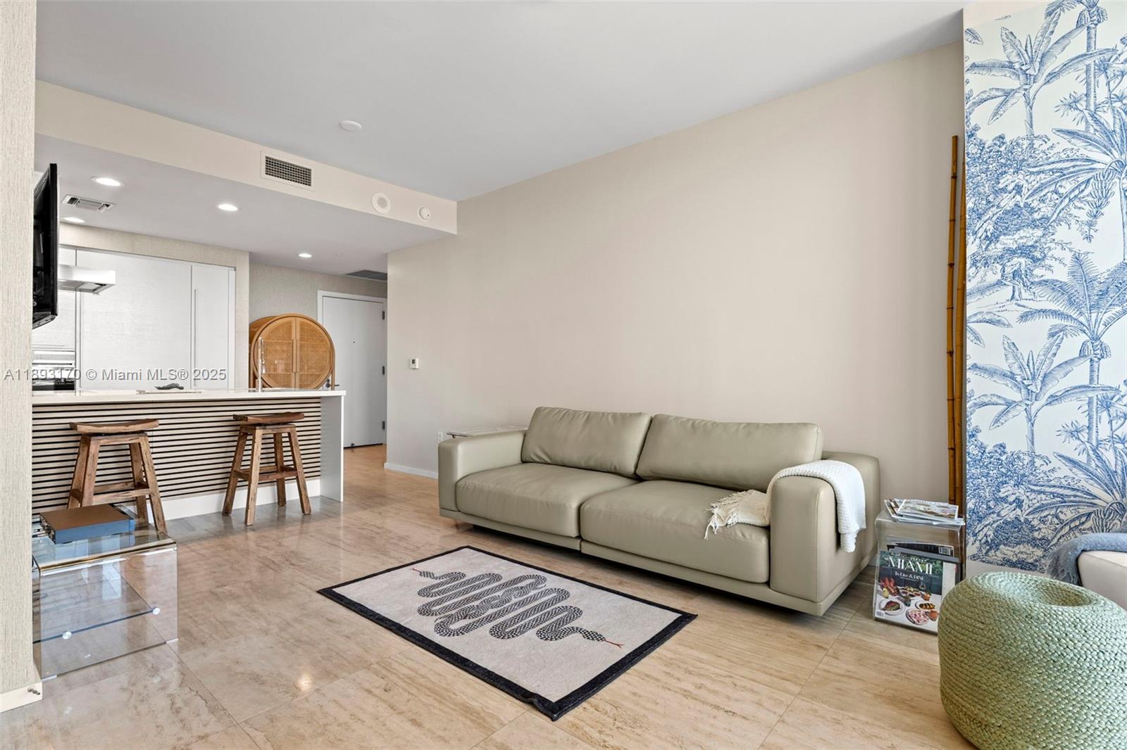1445 16th St #1104, Miami Beach FL 33139