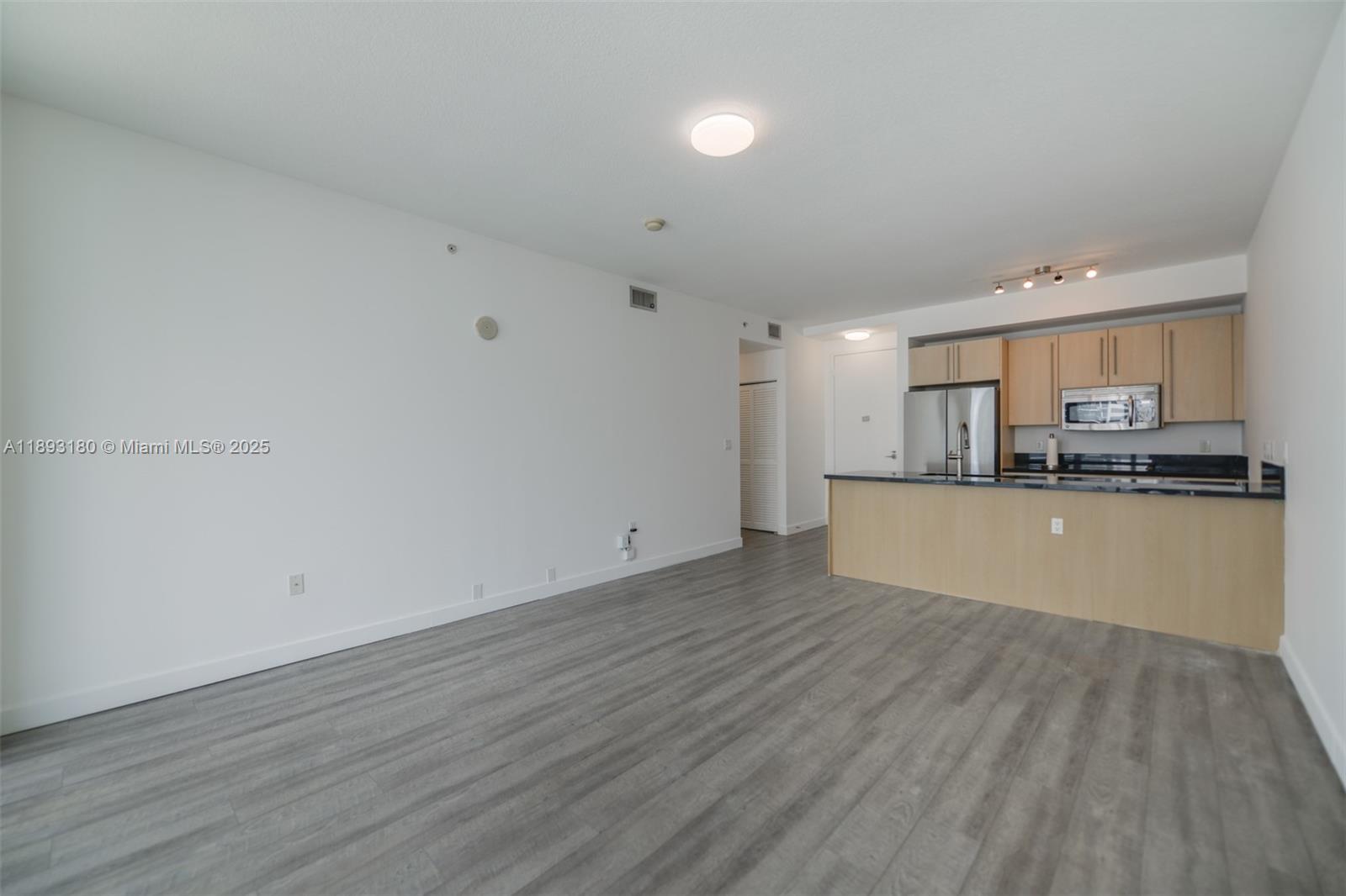 1111 SW 1st Ave #2624-N, Miami FL 33130