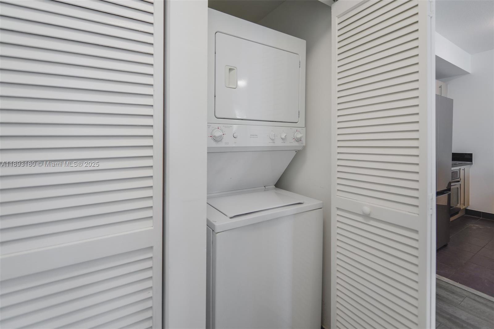 1111 SW 1st Ave #2624-N, Miami FL 33130