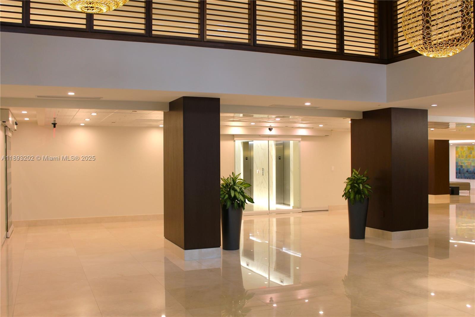 540 Brickell Key Dr #522, Miami FL 33131