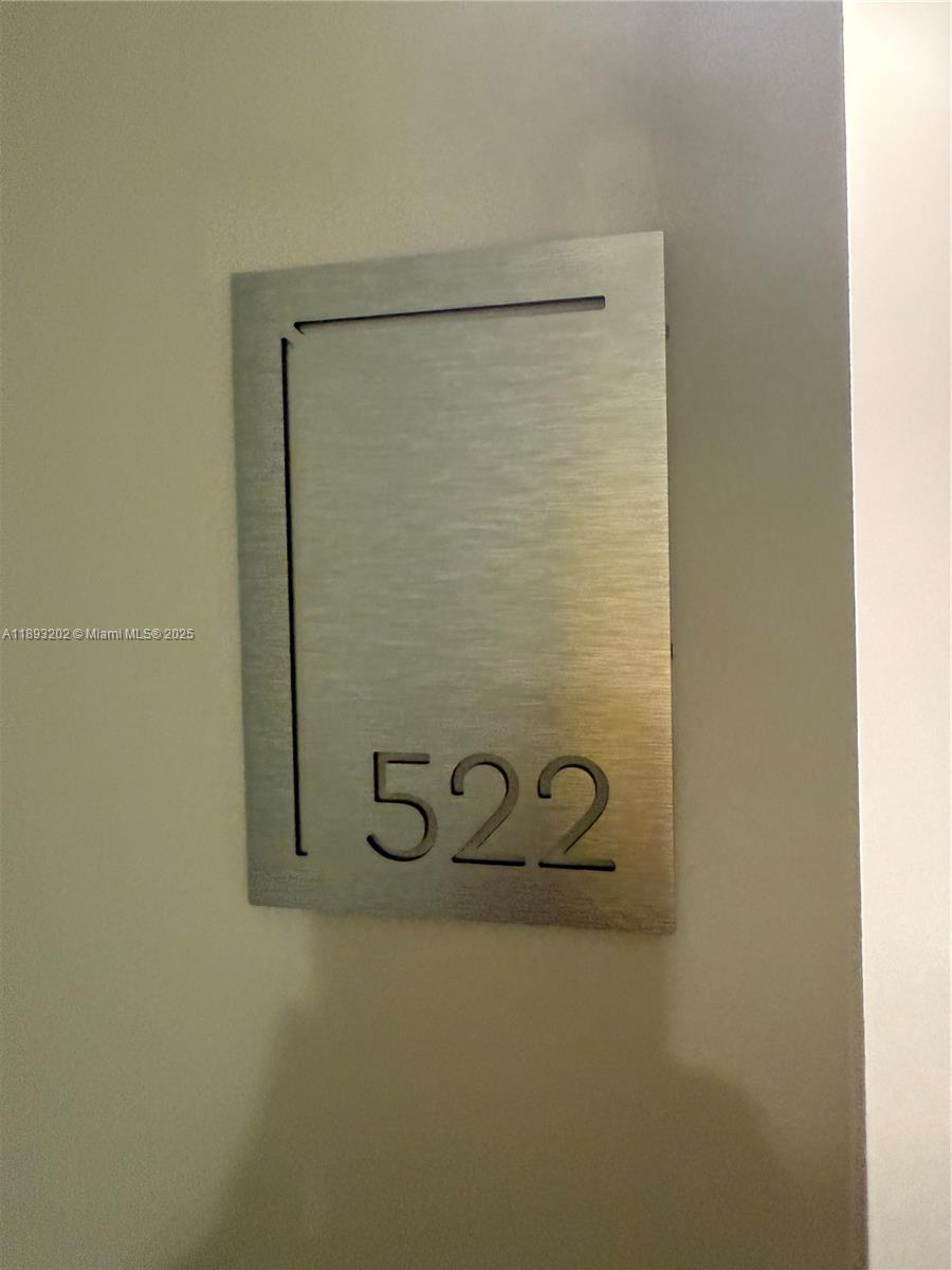 540 Brickell Key Dr #522, Miami FL 33131