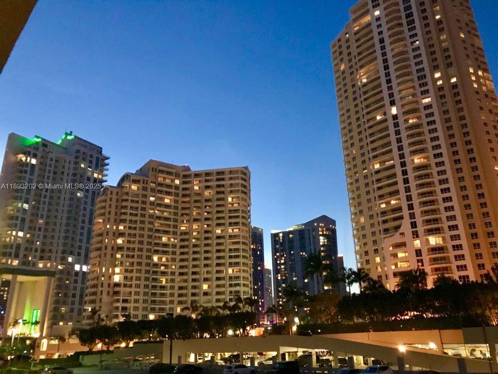 540 Brickell Key Dr #522, Miami FL 33131
