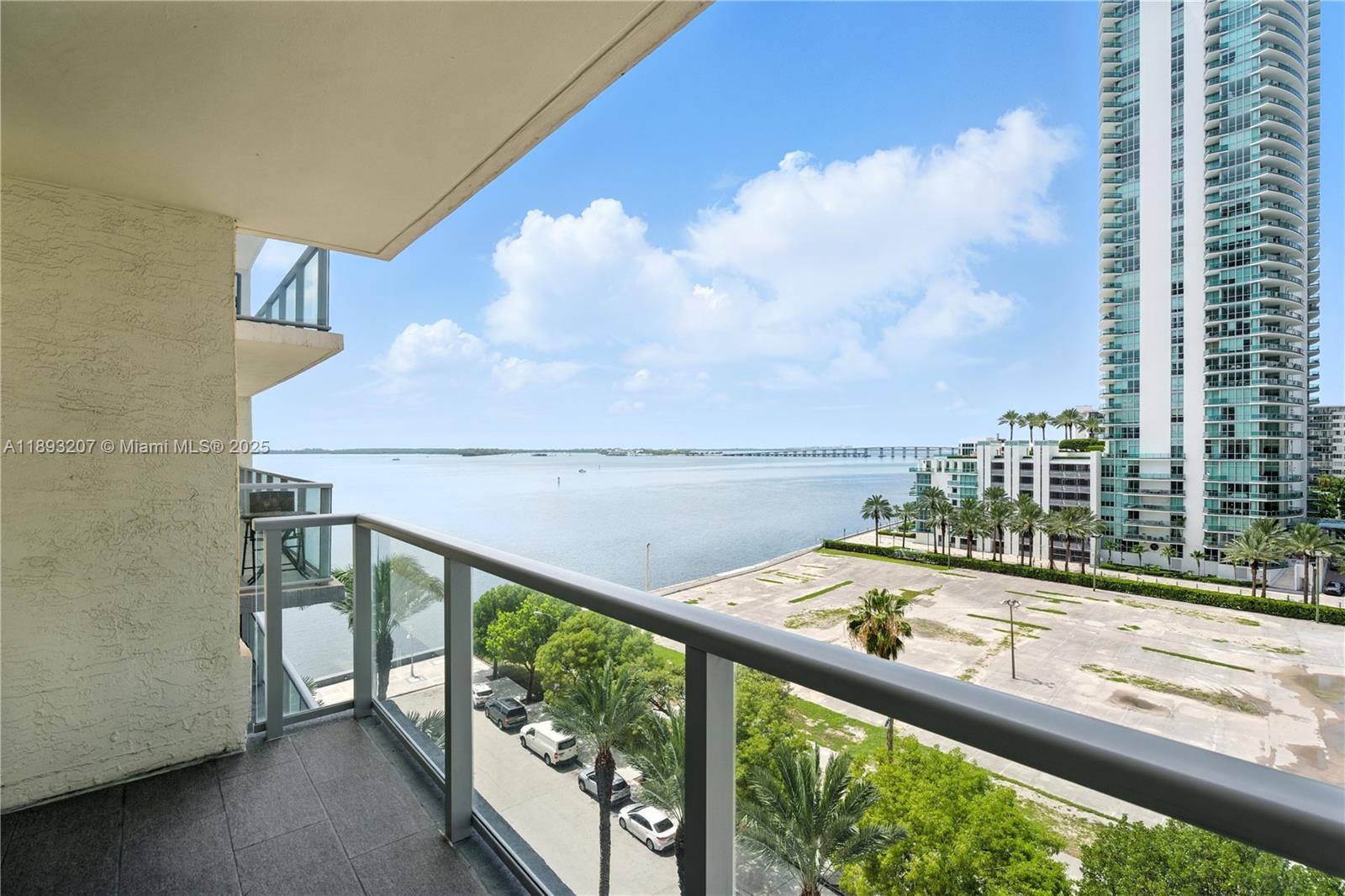 1155 Brickell Bay Dr #703, Miami FL 33131