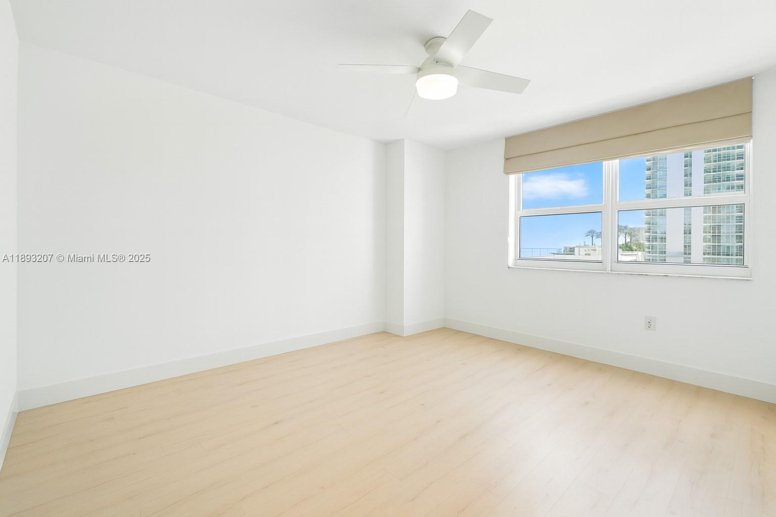 1155 Brickell Bay Dr #703, Miami FL 33131